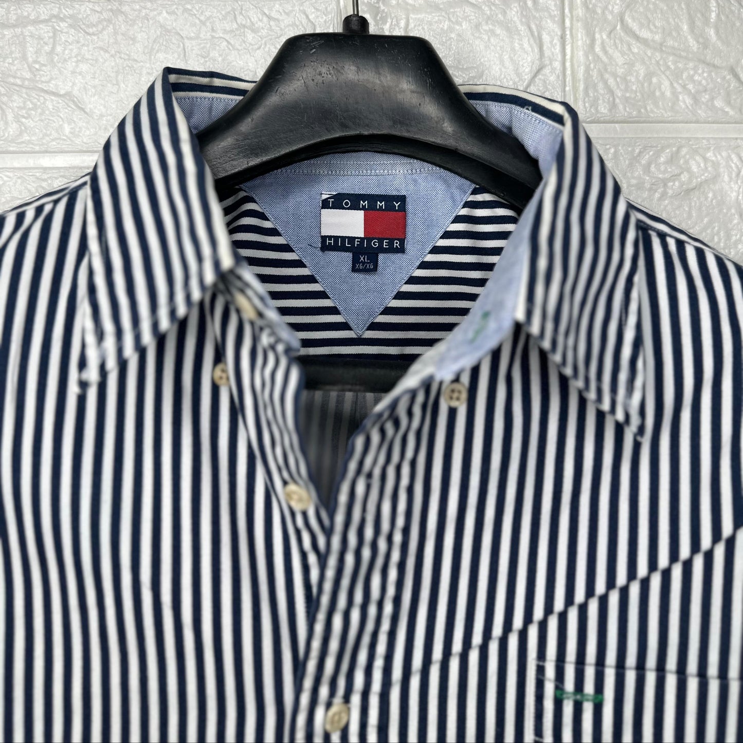 Preloved Tommy Hilfiger Men’s Black & White Checked Shirt – Custom Fit, Size XL