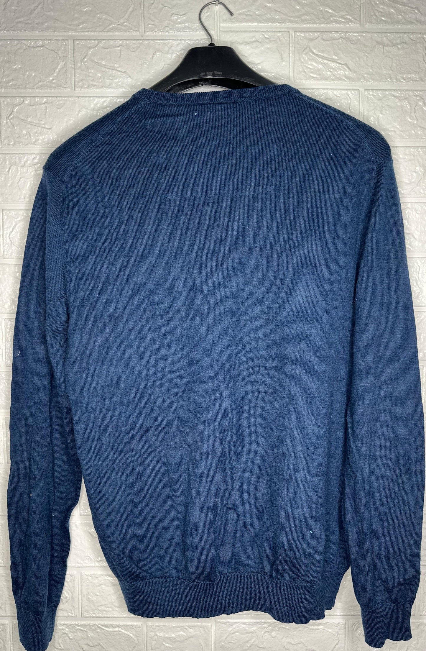 Calvin Klein Navy V-Neck Sweater L - 100% Merino Wool Pullover for Men