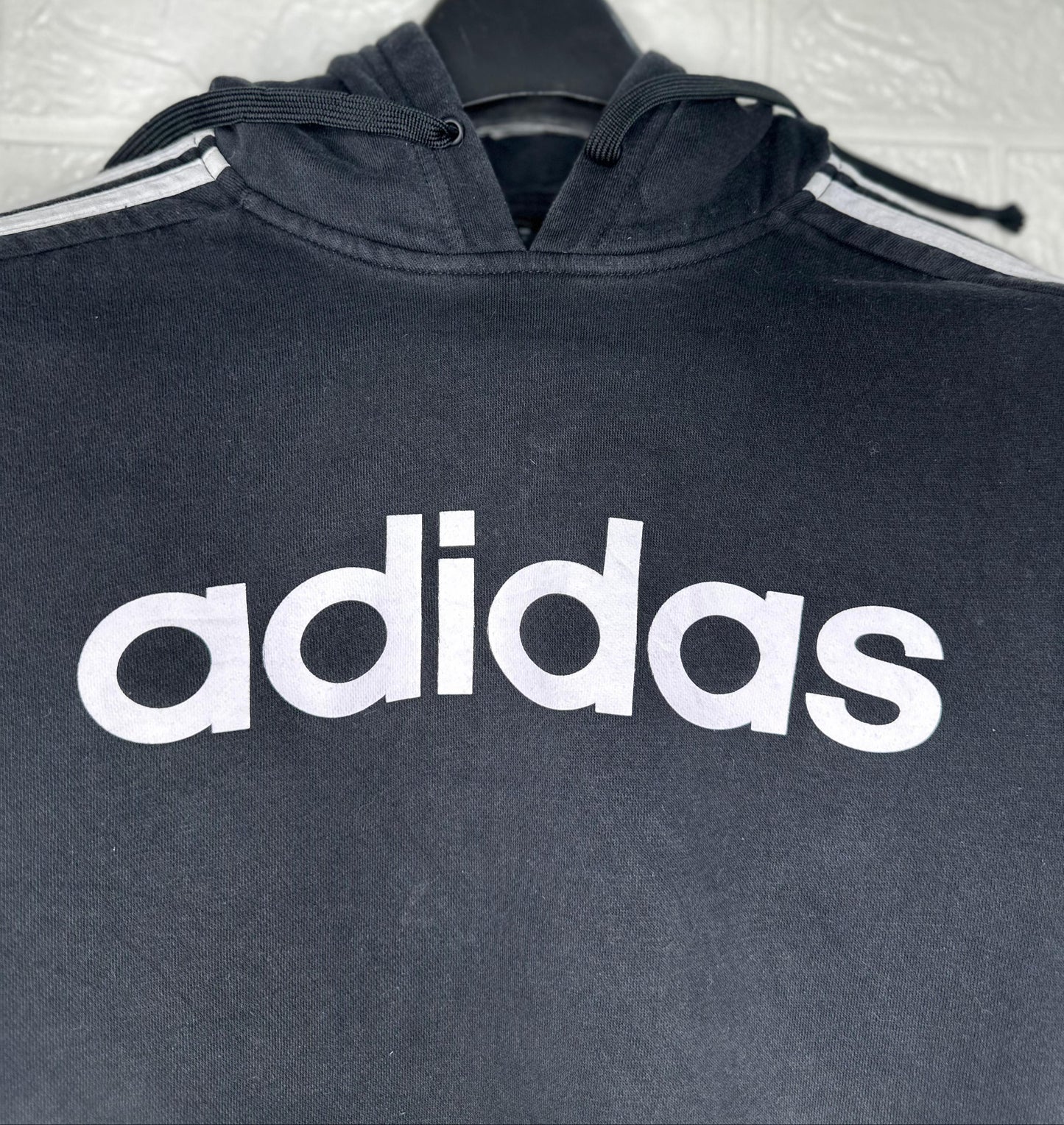 Preloved Adidas Black Pullover Hoodie – Size Small – Logo Print