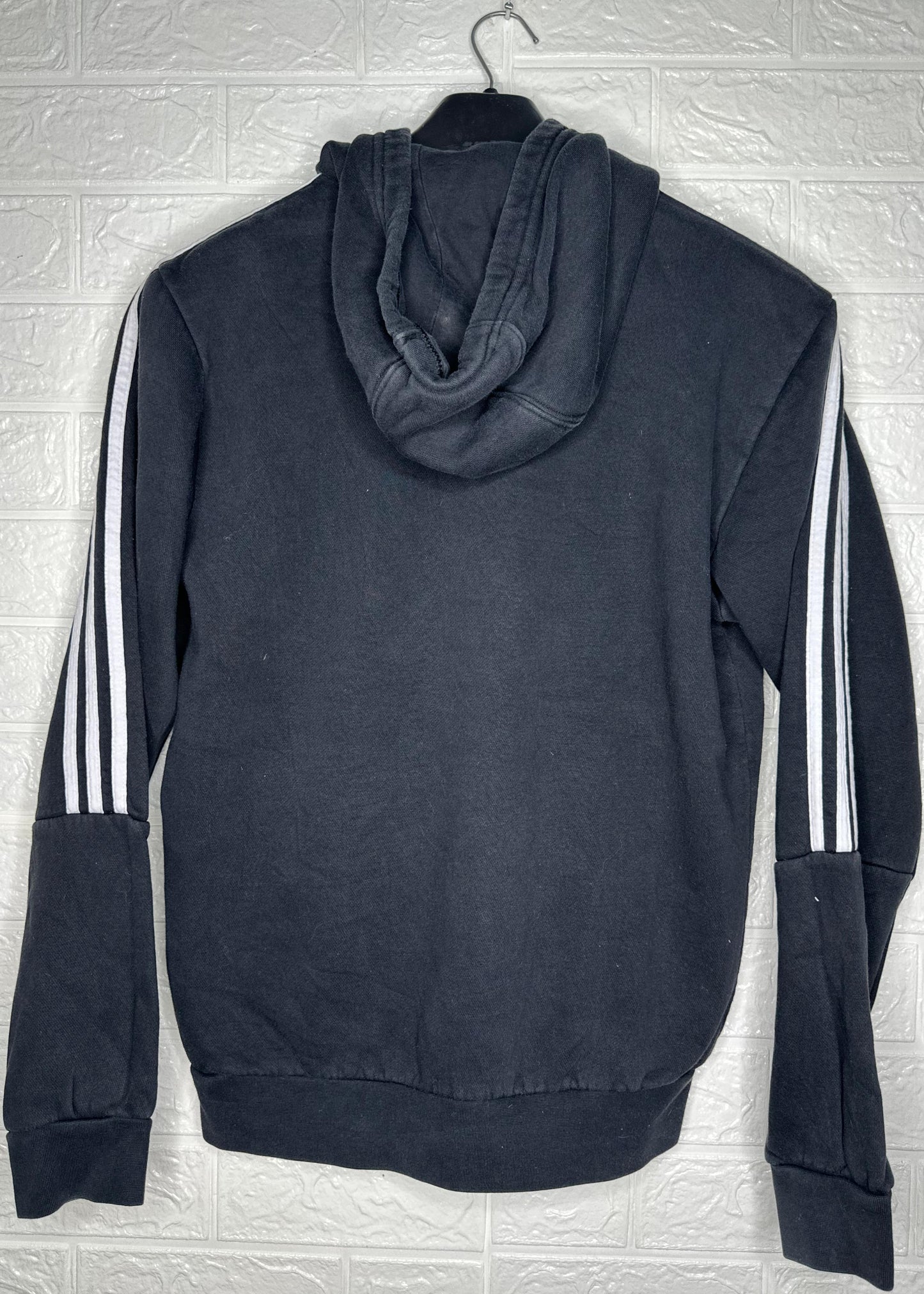 Preloved Adidas Black Pullover Hoodie – Size Small – Logo Print