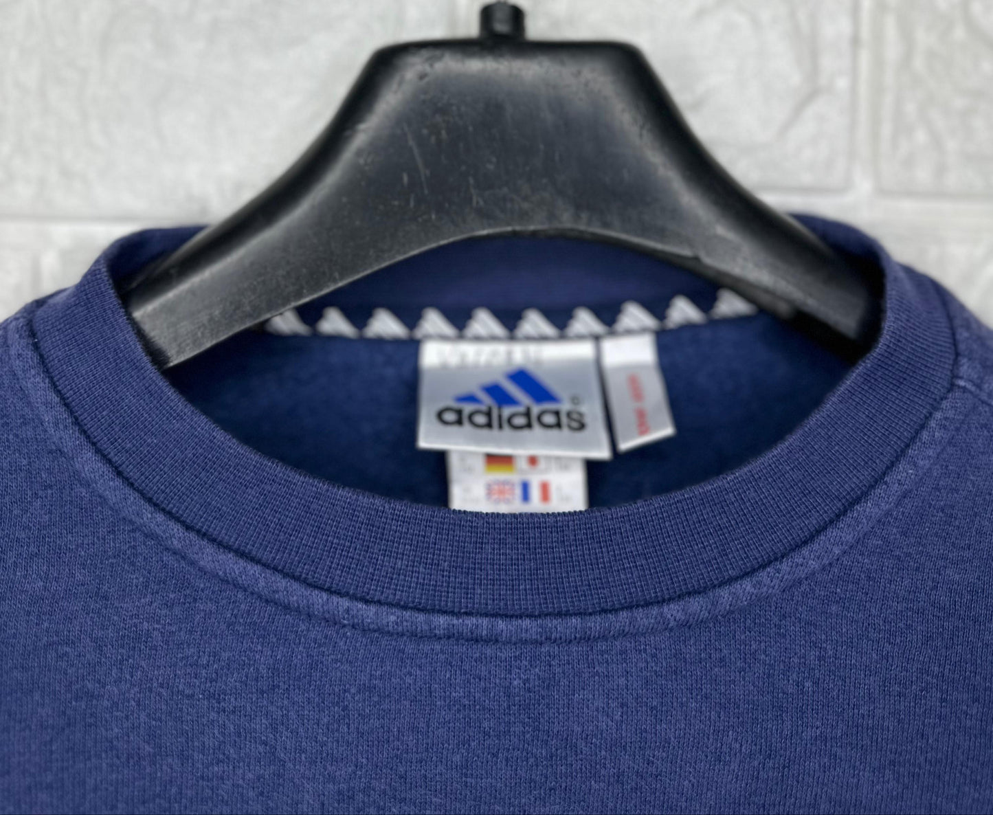 Adidas Blue Sweatshirt – Medium – Embroidered Logo – Size Medium