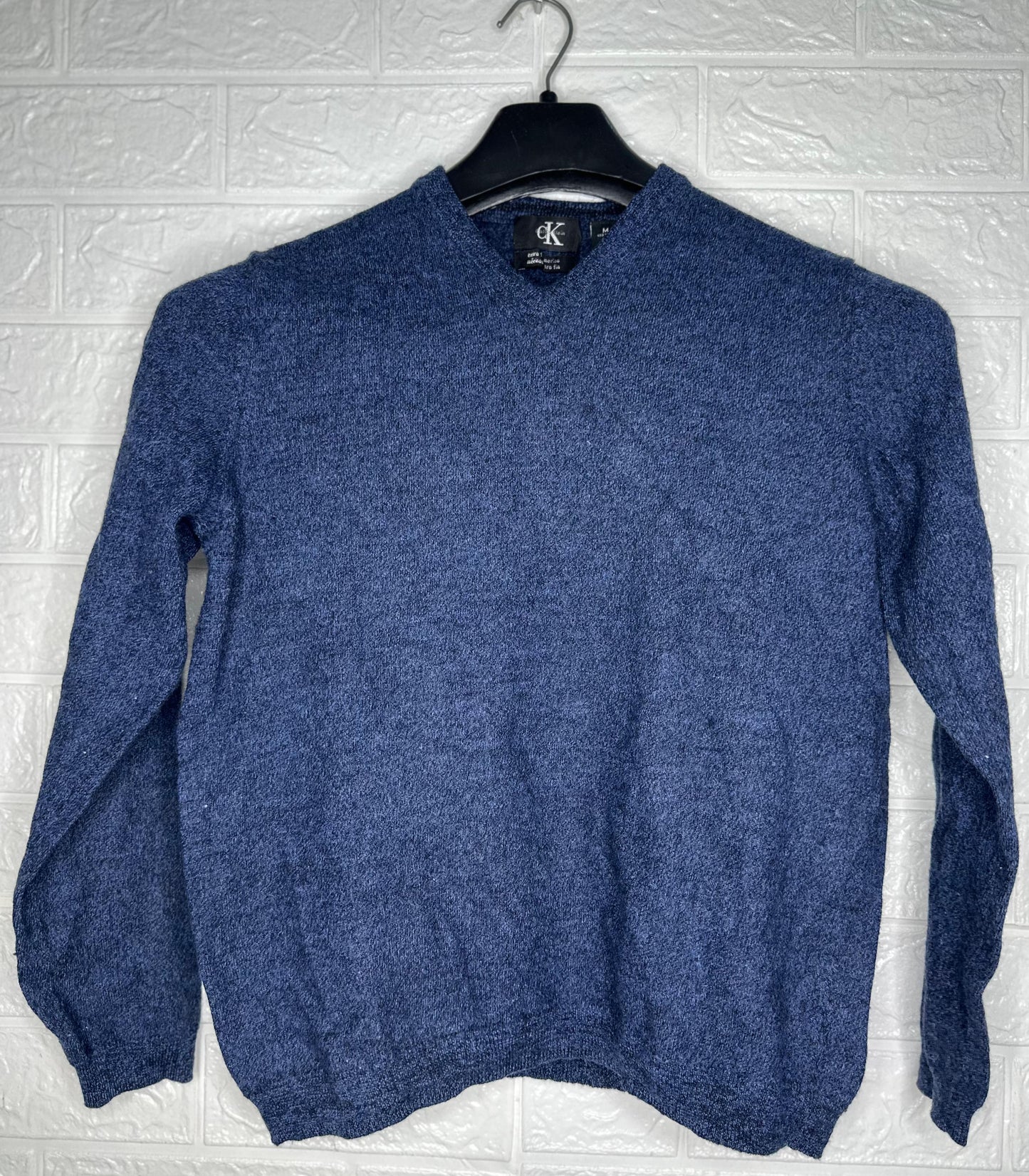 Calvin Klein V-Neck Sweater M - Blue 100% Extra Fine Merino Pullover