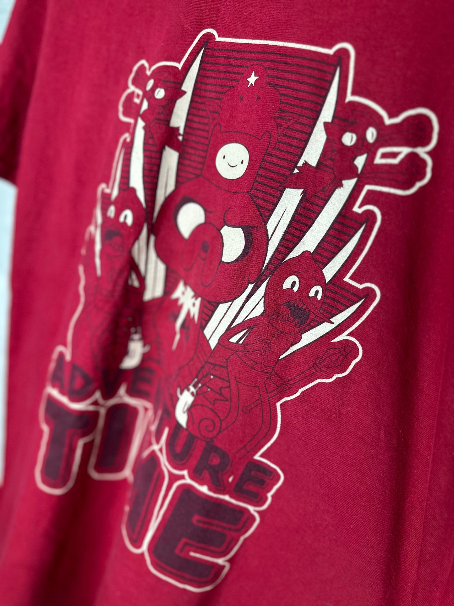 Adventure Time Graphic T-Shirt S - Cartoon Network Finn & Jake Red Tee