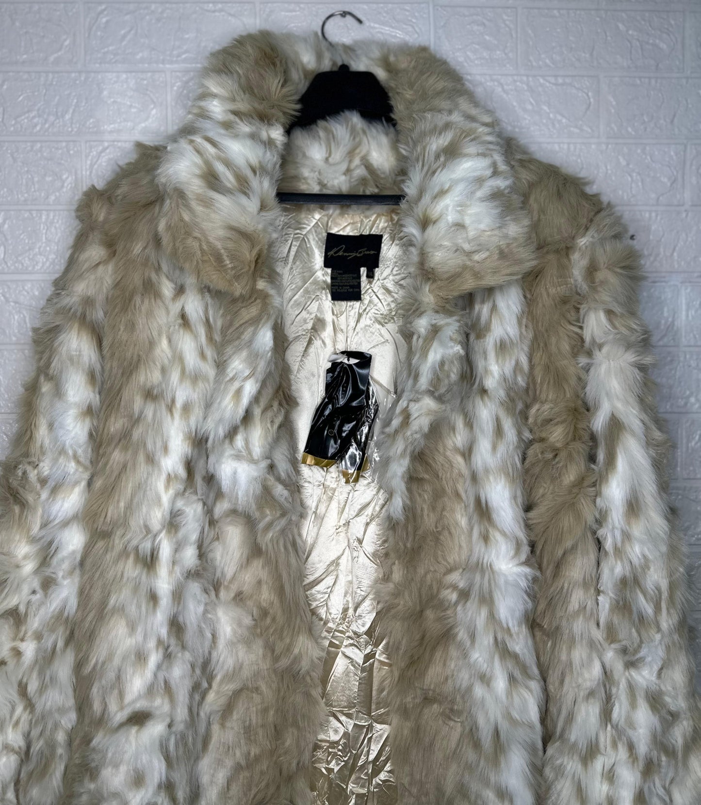 Dennis Basso Fur Long Coat – Beige & White Women’s Winter Jacket, Size XXXL