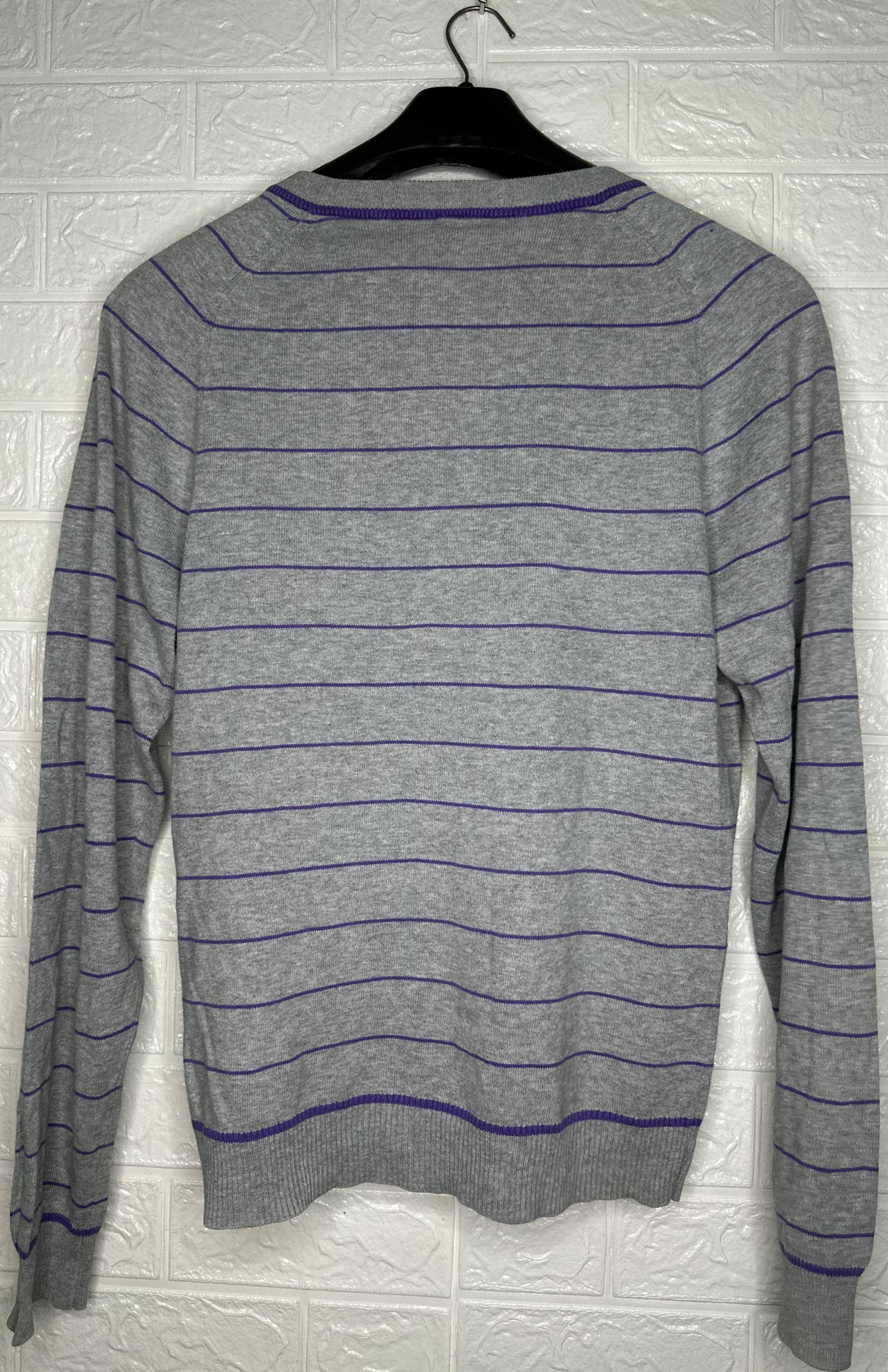 Nike V-Neck Sweater S - Grey Striped Athletic Pullover