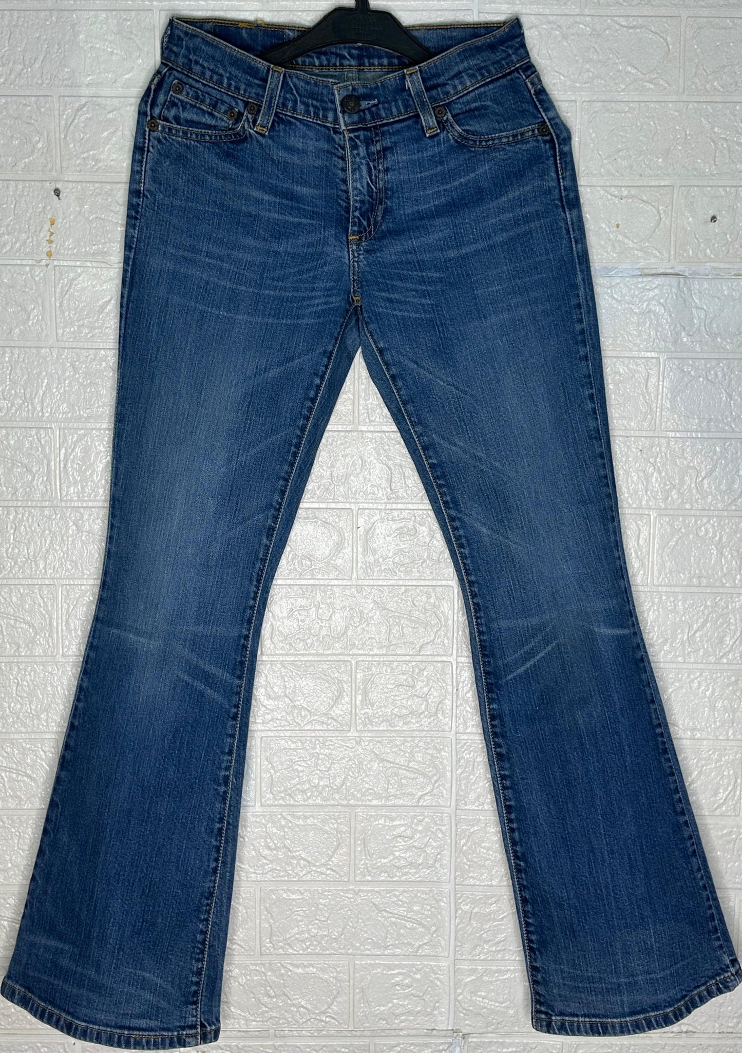 Vintage Levi’s 529 Curvy Bootcut Jeans | W27 L30 Women’s Denim | Classic Medium Wash | Authentic Levi Strauss Pants