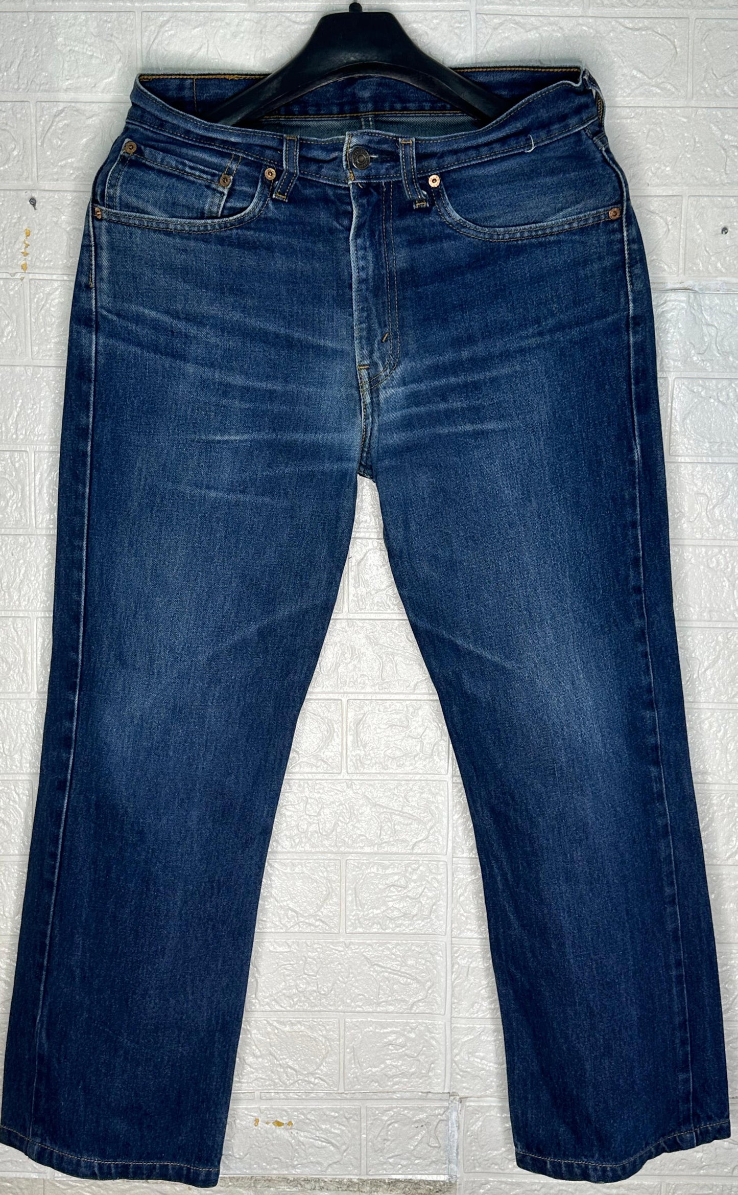 Vintage Levi’s 751 Straight Fit Jeans | W32 L32 Men’s Denim | Dark Blue Wash | Authentic Levi Strauss Classic Pants