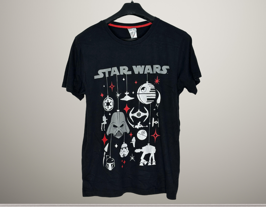 Star Wars Graphic T-Shirt | Black Darth Vader Tee | Size Medium