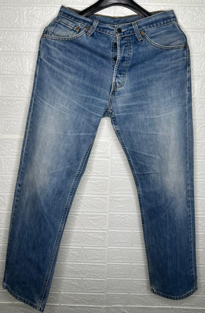 Levi's 590 Men's  Denim Jeans – Light Blue Wash, W32 L32