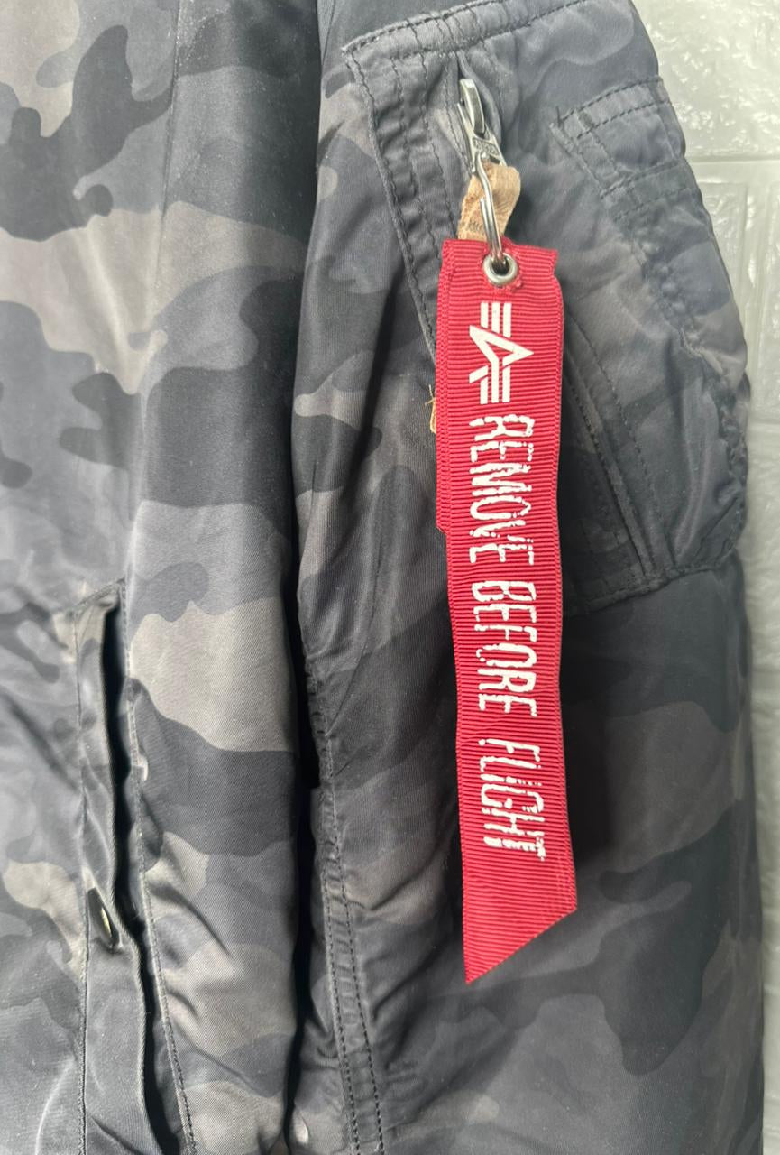 Alpha Industries Men's MA-1 Bomber Jacket – Camouflage, Large