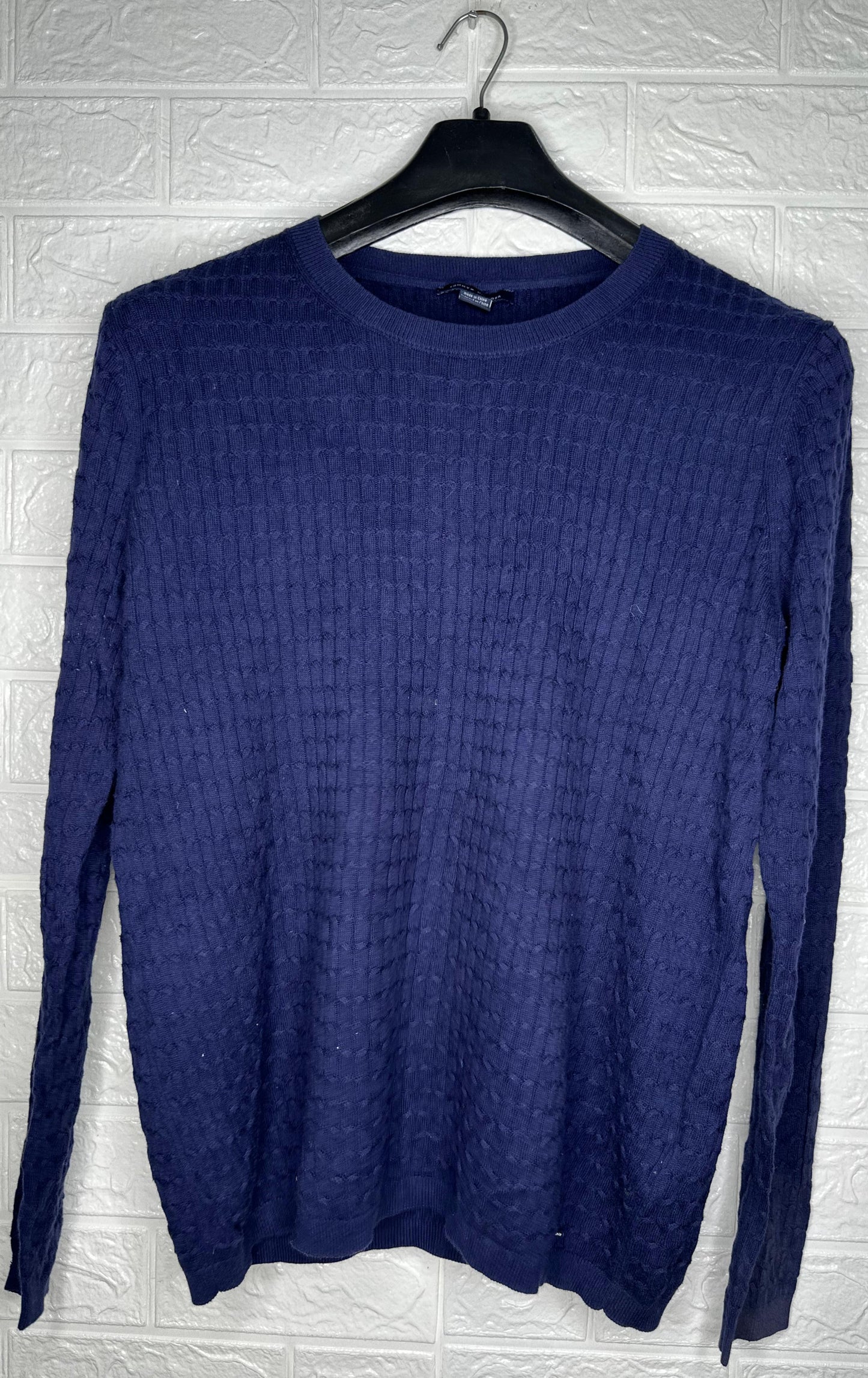 Tommy Hilfiger Blue Cable Knit V-Neck Sweater Large- Classic & Slim Fit Pullover