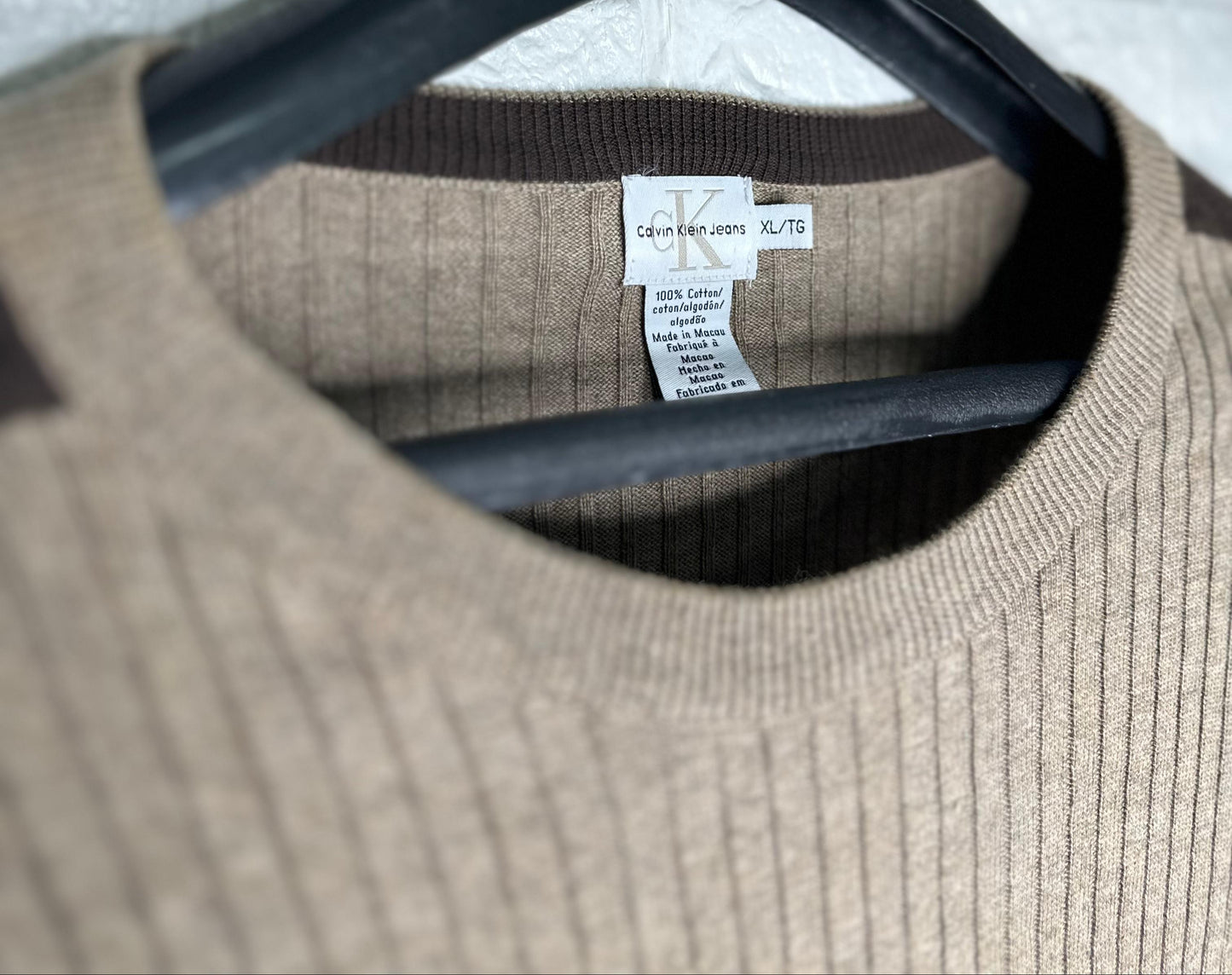 Calvin Klein Jeans Ribbed Sweater XL - Tan & Brown Crewneck Pullover