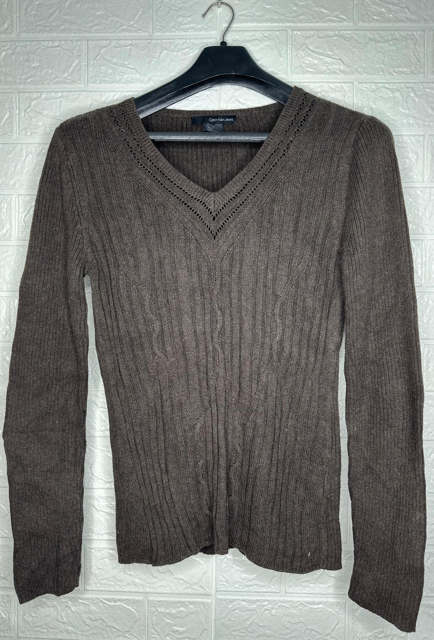 Calvin Klein Jeans Ribbed V-Neck Sweater L - Brown Knit Pullover