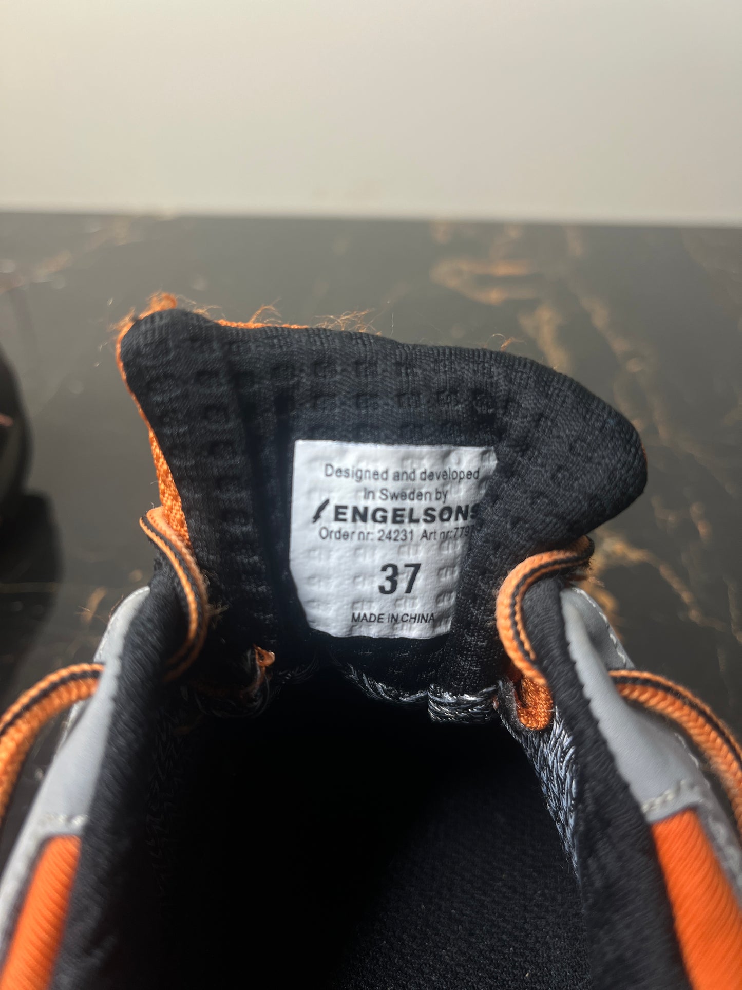 Engelsons Trail Hiking Shoes – Orange & Black (EU 37)