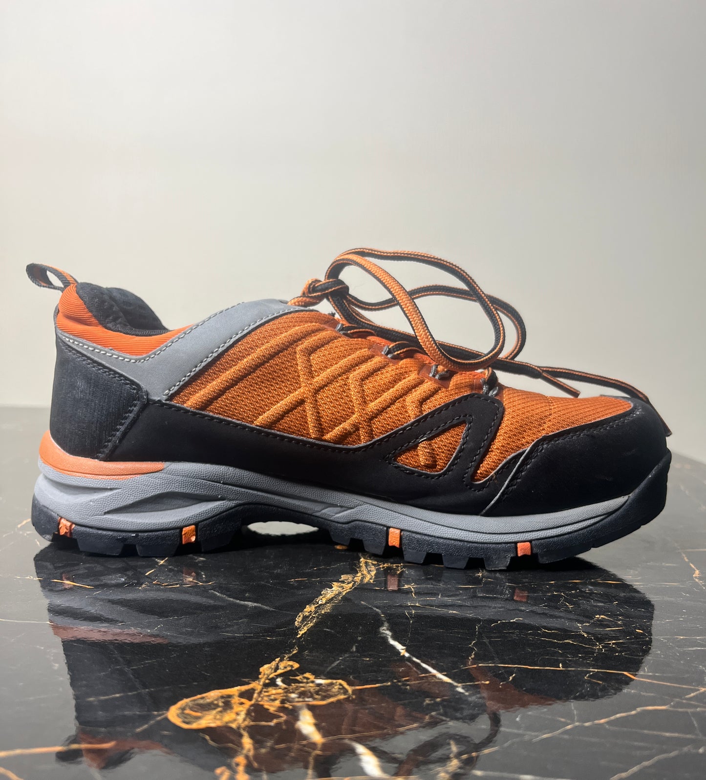 Engelsons Trail Hiking Shoes – Orange & Black (EU 37)