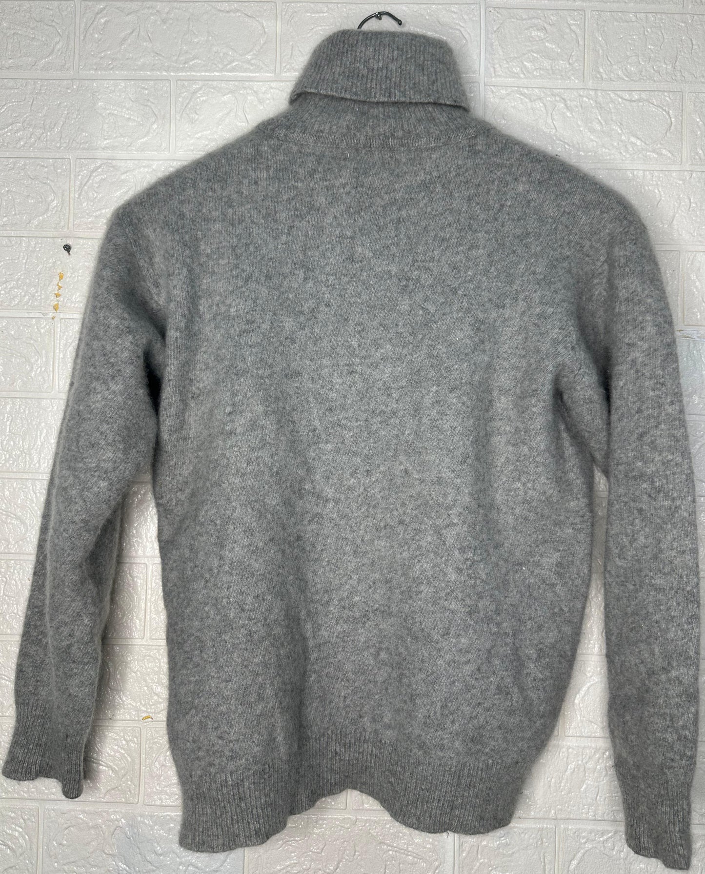 Polo Ralph Lauren Men’s Gray Turtleneck Sweater – Wool Blend Knit, Size Medium