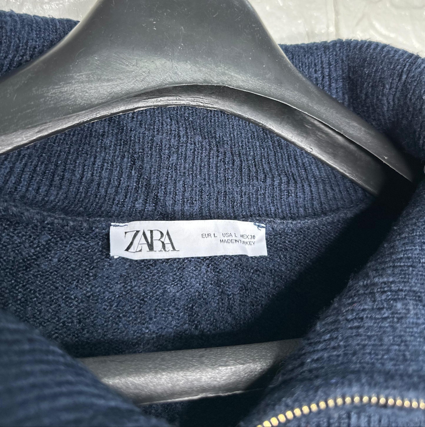 Zara Men's Half-Zip Sweater – Navy Blue & Red Size Large