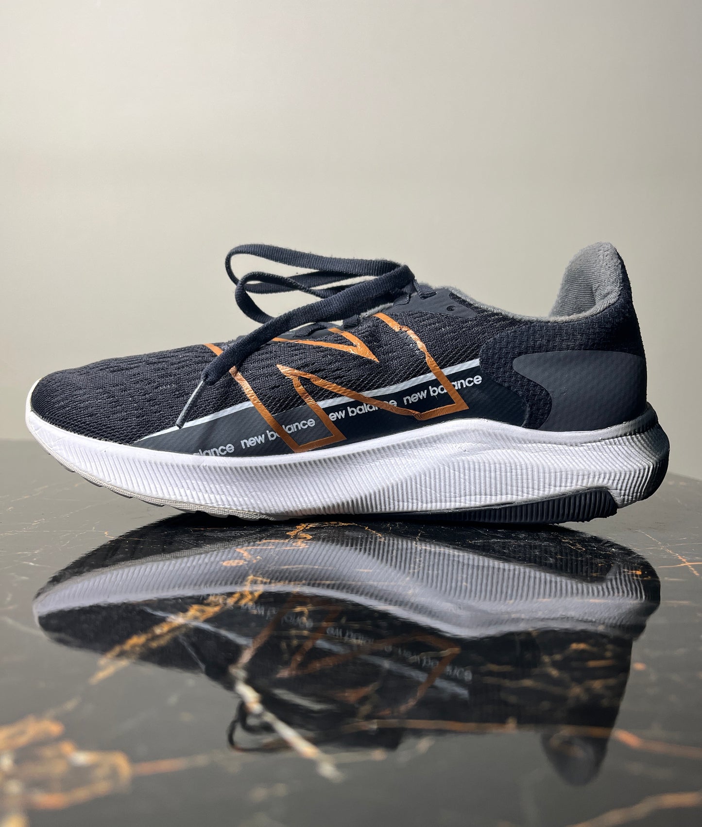 New Balance Running Shoes (Model: WFCPRCG2) US 7.5 / UK 5.5 / EU 38 / CM 24.5