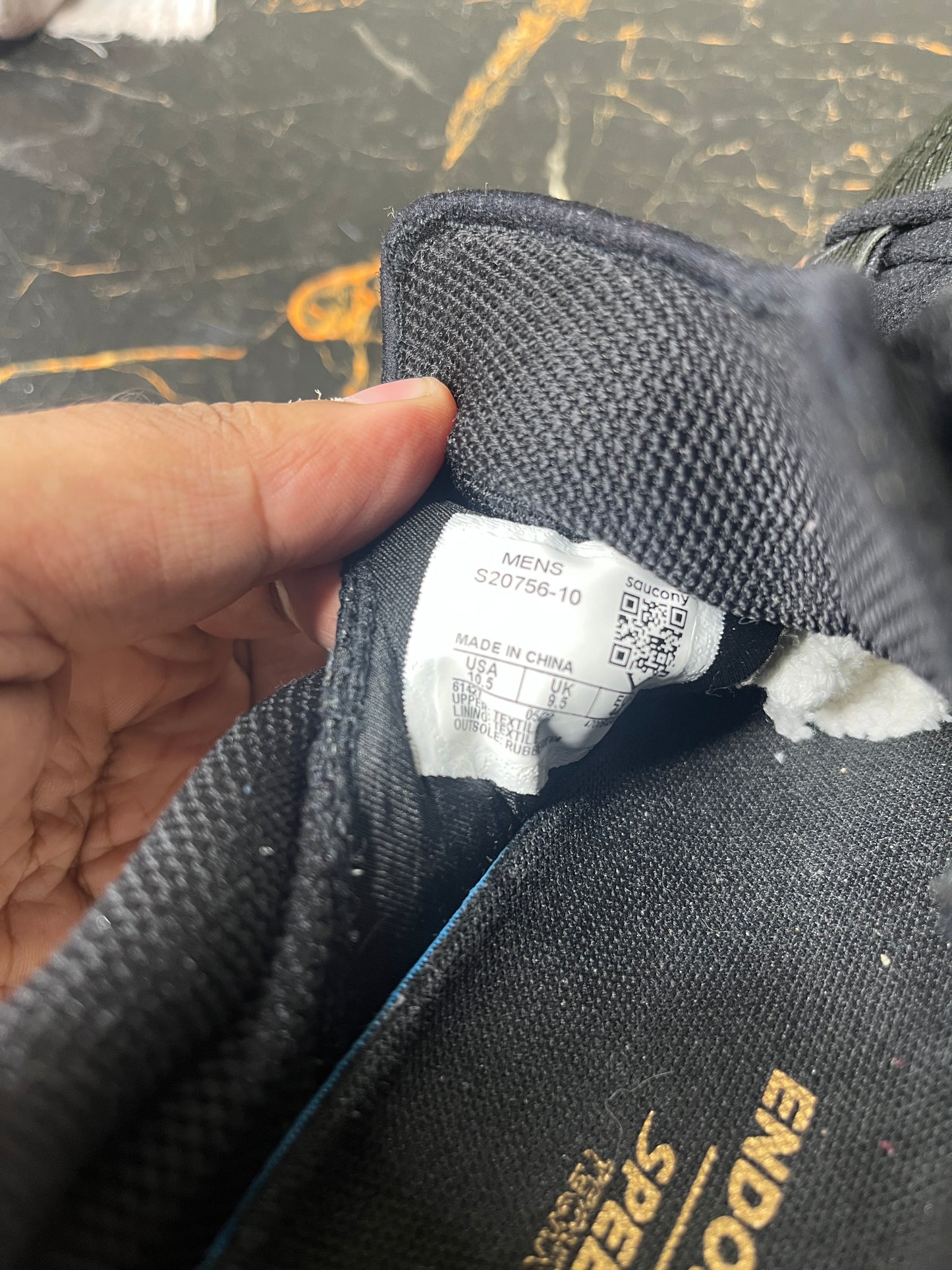 Saucony Endorphin Speed Running Shoes – Black/Gold (Size 9.5 UK / 10.5 US)