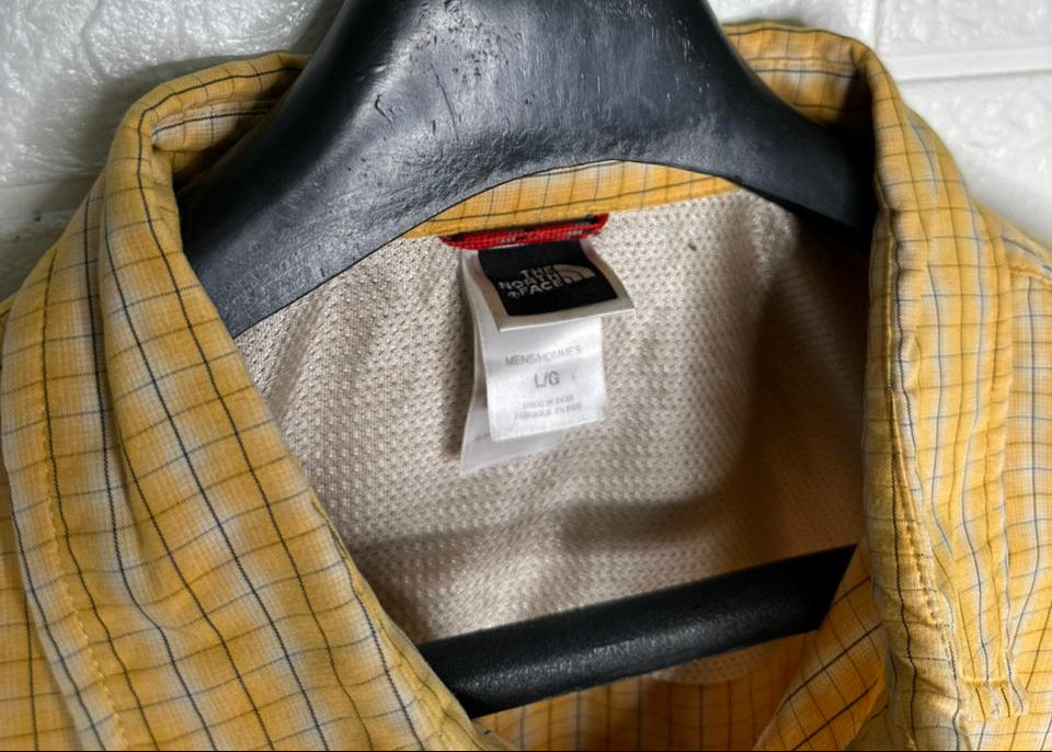 The North Face Plaid Shirt L/G - Yellow and Tan Short Sleeve Top