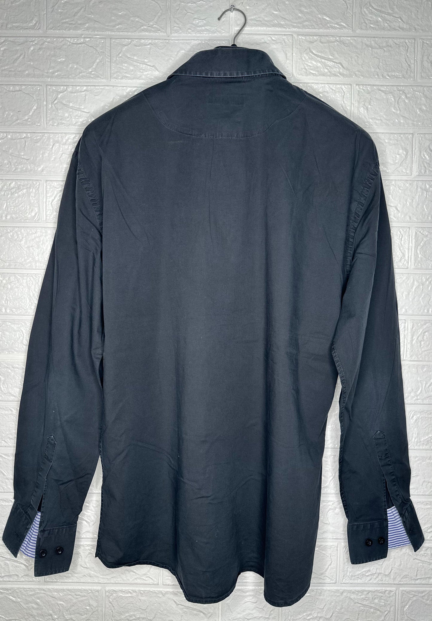 Preloved Tommy Hilfiger Men’s Black Shirt – Custom Fit, Size XXL