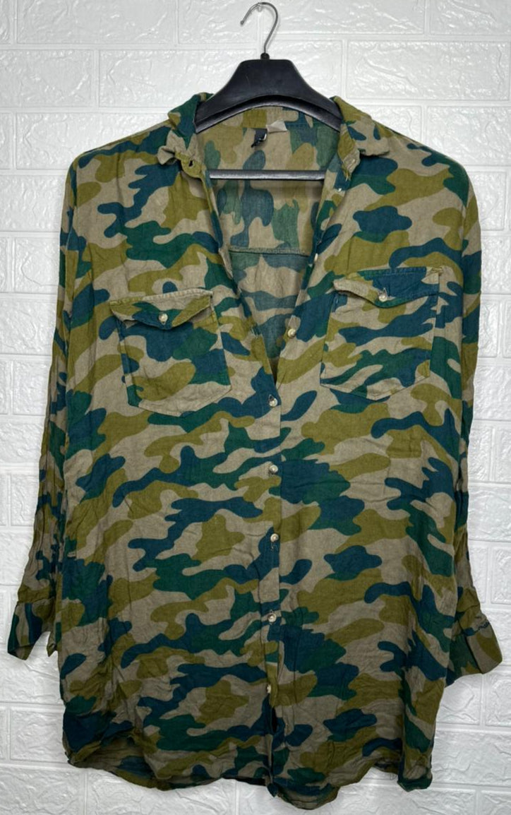 H&M Women’s Shirt – Camo Print Long Sleeve Casual Wear