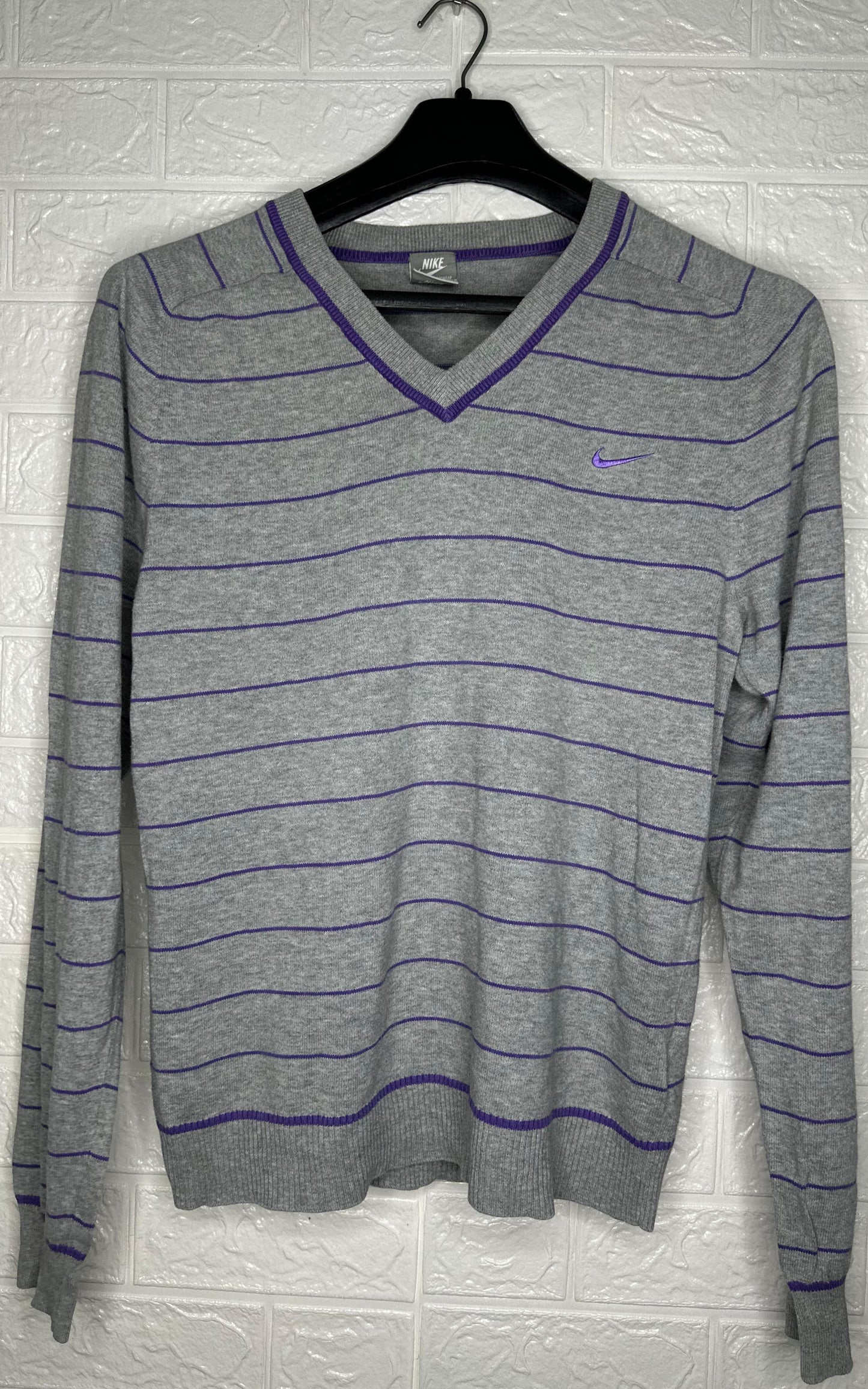 Nike V-Neck Sweater S - Grey Striped Athletic Pullover